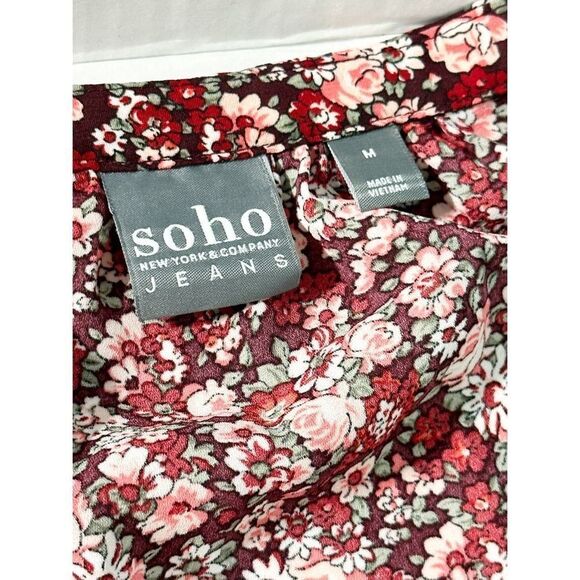 Soho New York‎ & Company Women's Floral Split V-neck 3-Button Blouse Red Medium - Picture 2 of 11
